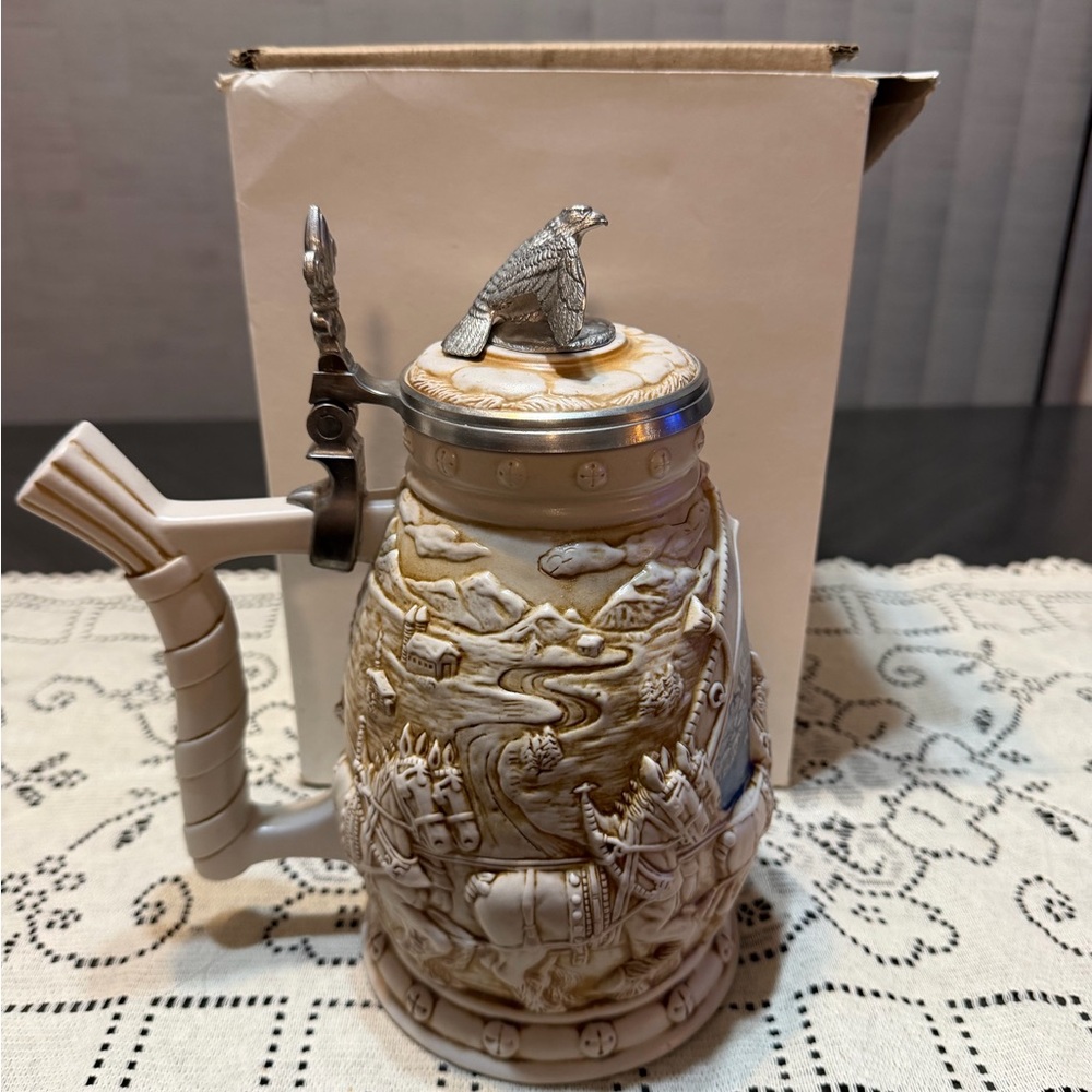 Avon World Famous Clydesdale Hitch Beer Stein with Pewter Lid